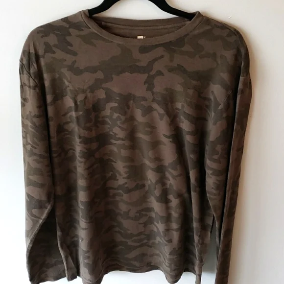 Gap Long Sleeve Camouflage Shirt  for men Size M - Picture 2 of 4